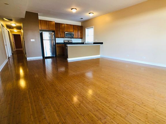 2nd image of 214 W 31st St APT 3E