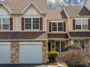 2128 Birch Dr, Lafayette Hill, PA 19444
