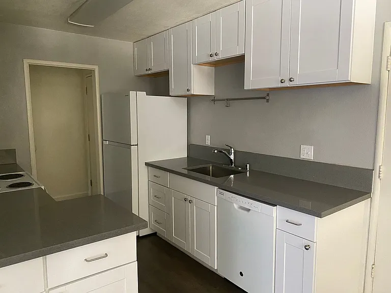 1824 Haussler Dr — Photo 6