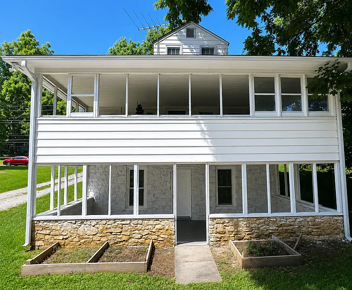 425 N Morse Ave #1 — Photo 2