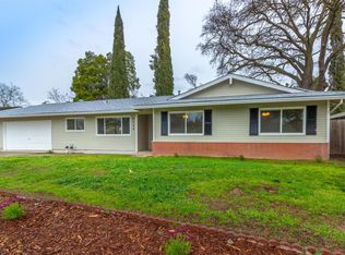 8909 Plaza Park Dr, Elk Grove, CA 95624
