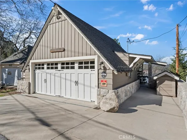 28750 Palisades Dr, Lake Arrowhead, CA 92352