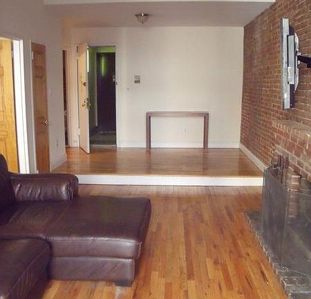 4th image of 30 W 73rd St APT 3B
