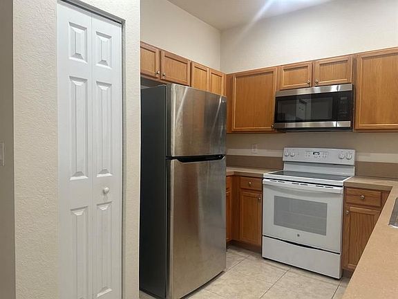 5th image of 3141 SE Lexington Lakes Dr APT 203