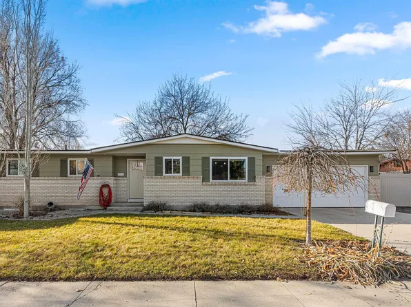 3785 N Kingswood Dr, Boise, ID 83704