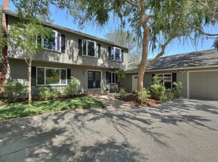 17628 Vineland Ct, Monte Sereno, CA 95030