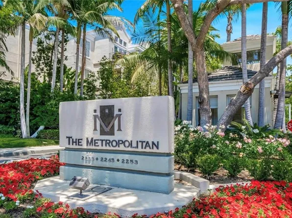 2233 Martin APT 203, Irvine, CA 92612