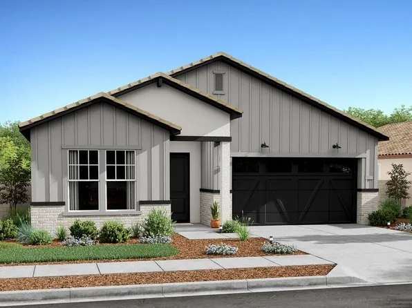 2043 Carmel Ranch Cir, Oakdale, CA 95361