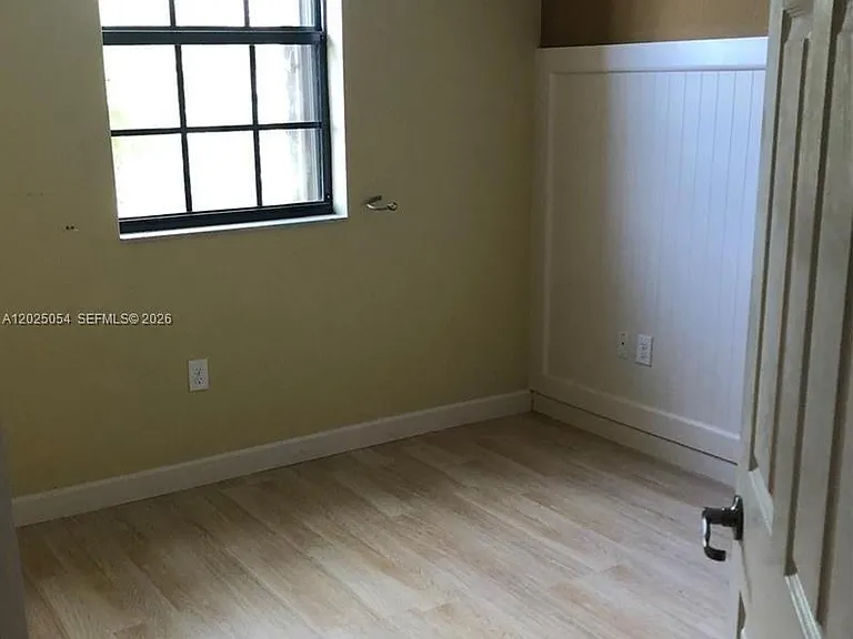 15444 SW 119th Ter — Photo 10