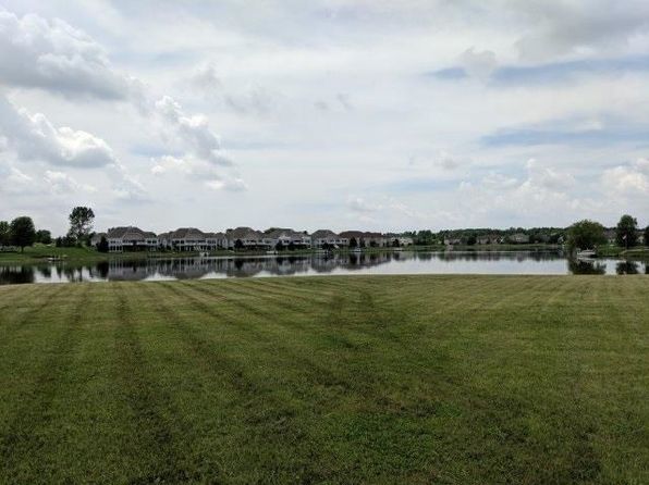 12589 Locke Ln, Winnebago, IL 61088