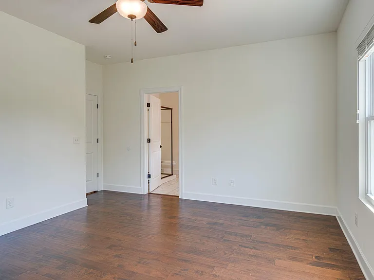 5222 Kentucky Ave — Photo 6