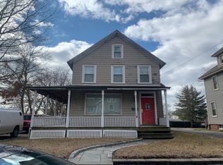 44 Ireland Pl, Amityville, NY 11701