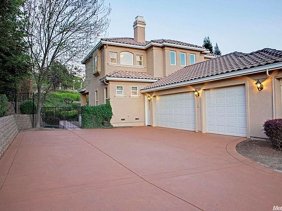 5th image of 5063 Westbury Cir