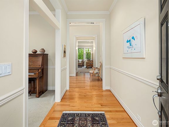 2nd image of 11787 159th Avenue NE