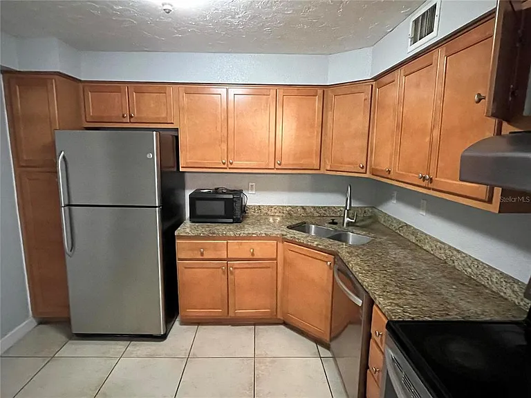 2610 Coconut Bay Ln #734-3D — Photo 3