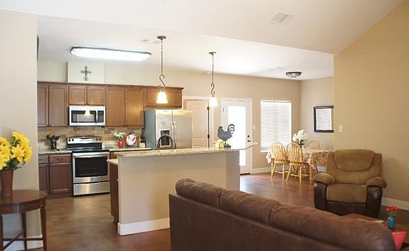 4th image of 257 Keanahalululu Ln