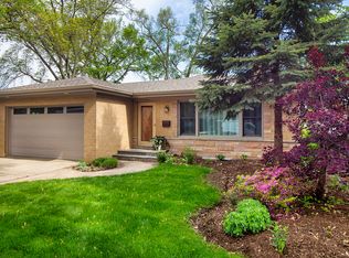 1706 Elm Ave, Northbrook, IL 60062