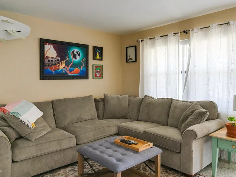 210 Cassia Blvd — Photo 9
