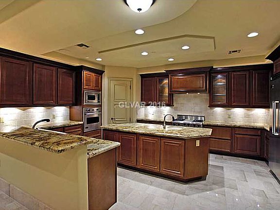 3rd image of 9101 Alta Dr Unit 3
