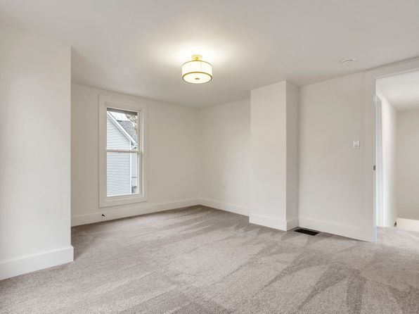 3254 Columbus St, Grove City, OH 43123