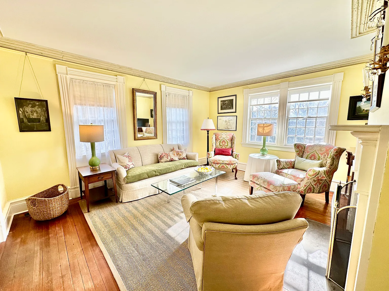 Charming Rental in the Village — Photo 4