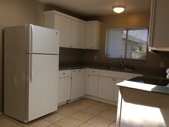 3rd image of 431 San Mateo St
