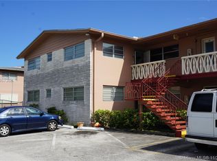270 NE 191st St APT 111, Miami, FL 33179
