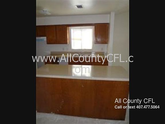 4th image of 5202 Bonnie Brae Cir