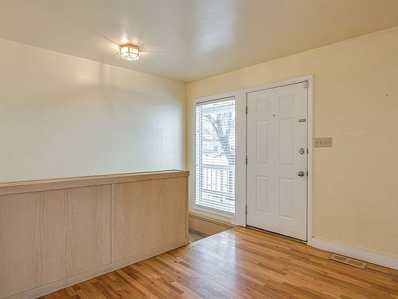5th image of 4335 S Spruce Cir