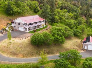 1011 Wren Ridge Dr, Eagle Pt, OR 97524