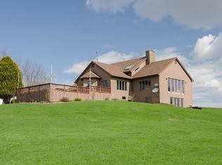 1033 Palin Farm Rd, Derby, VT 05829