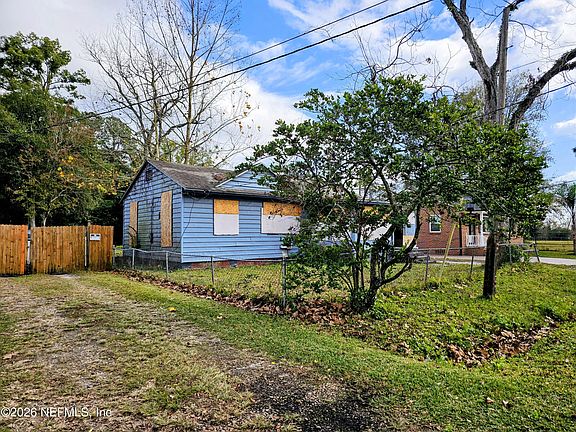 4th image of 931 ODESSA Drive