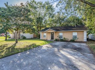 5213 Whiteway Dr, Temple Terrace, FL 33617