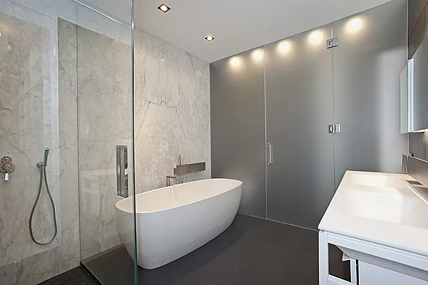 Sold by Prime Manhattan | media 18