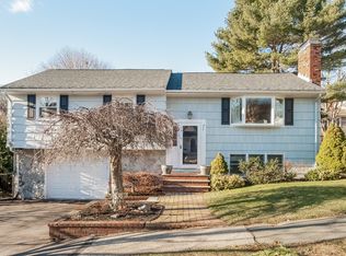 105 Garden St, Milton, MA 02186