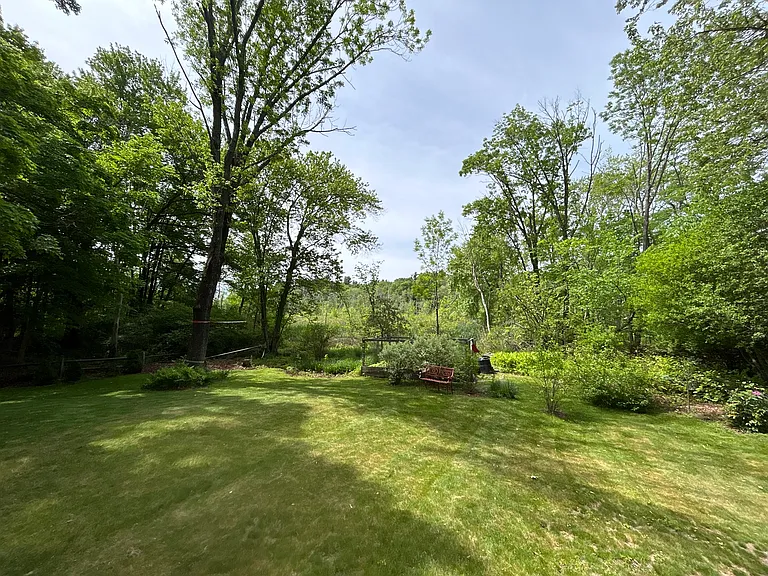62 Richards St — Photo 41
