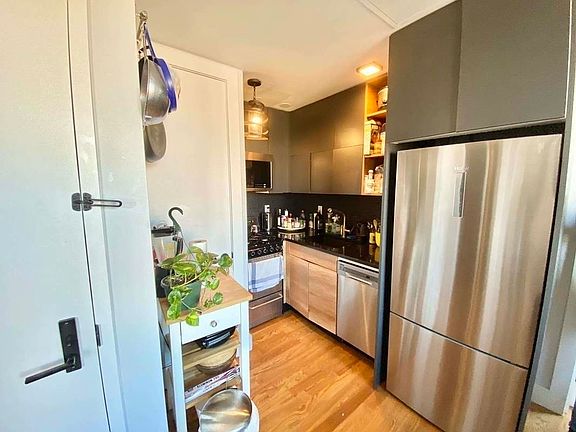 5th image of 215 Malcolm X Blvd #3