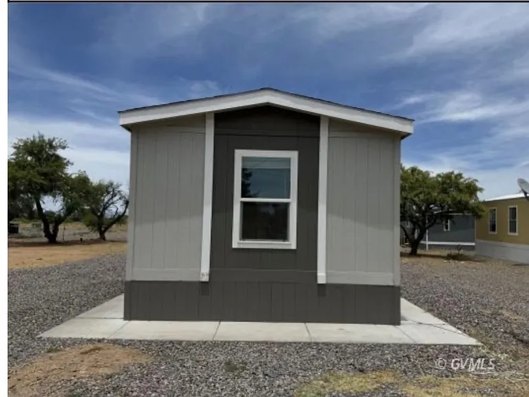 566 W Swift Trl #15 — Photo 3