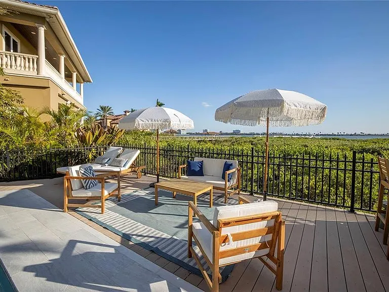 4133 Causeway Vista Dr — Photo 45