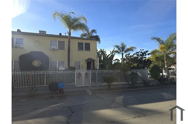 Building Photo - 4772 Willow Brook Ave