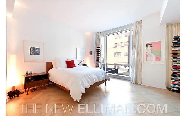 Sold by Douglas Elliman | media 15
