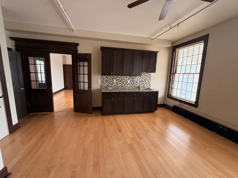 City Club Apartments — Photo 14