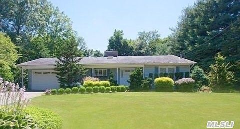 1st image of 11 Blair Dr