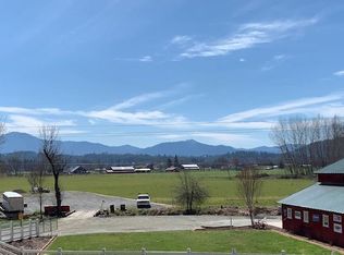 4951 Upper River Rd, Grants Pass, OR 97526