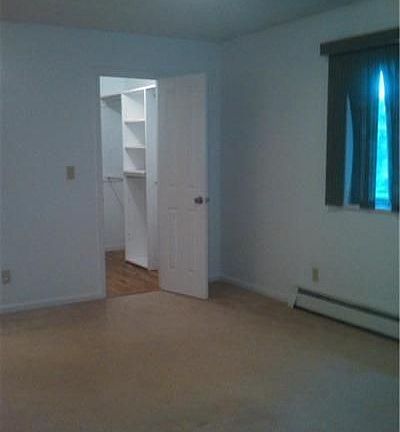 2nd image of 817 N Broadway