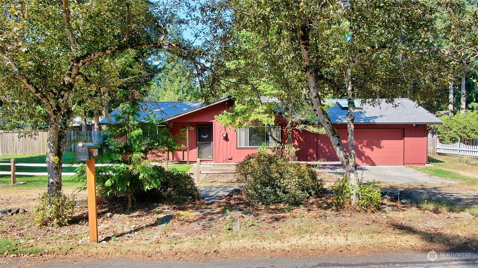 7015 183rd Avenue E photo 1