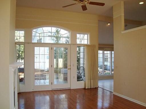 4th image of 200 Abbott Woods Dr