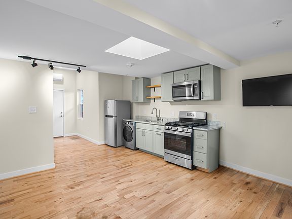5th image of 211 W Read St #3