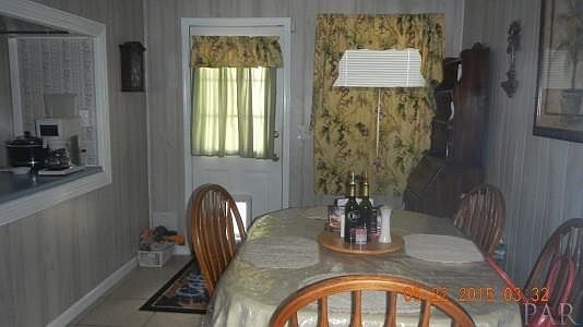 2nd image of 5854 Avondale Rd