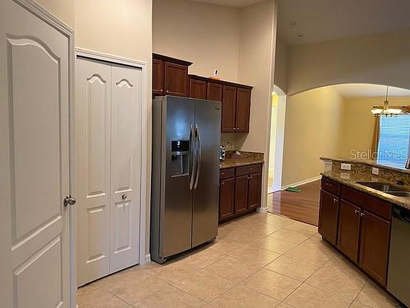 4th image of 3656 Madbury Cir